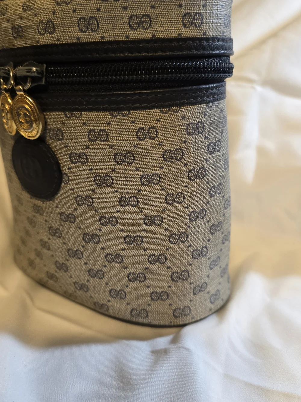 Vintage Gucci Monogram GG Supreme Canteen Binocular Vanity Crossbody Bag - Blue